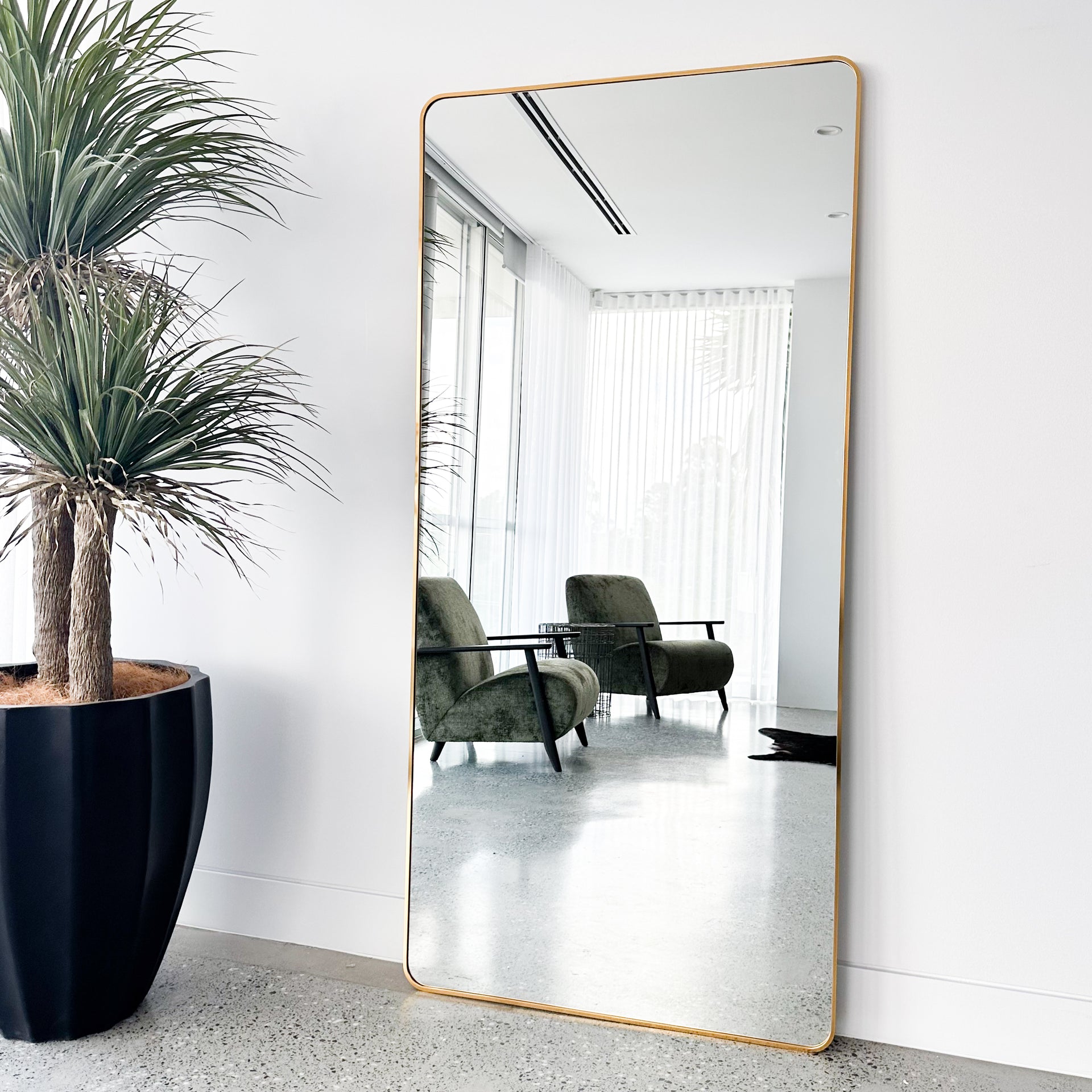 Bella Minimal Floor Mirror