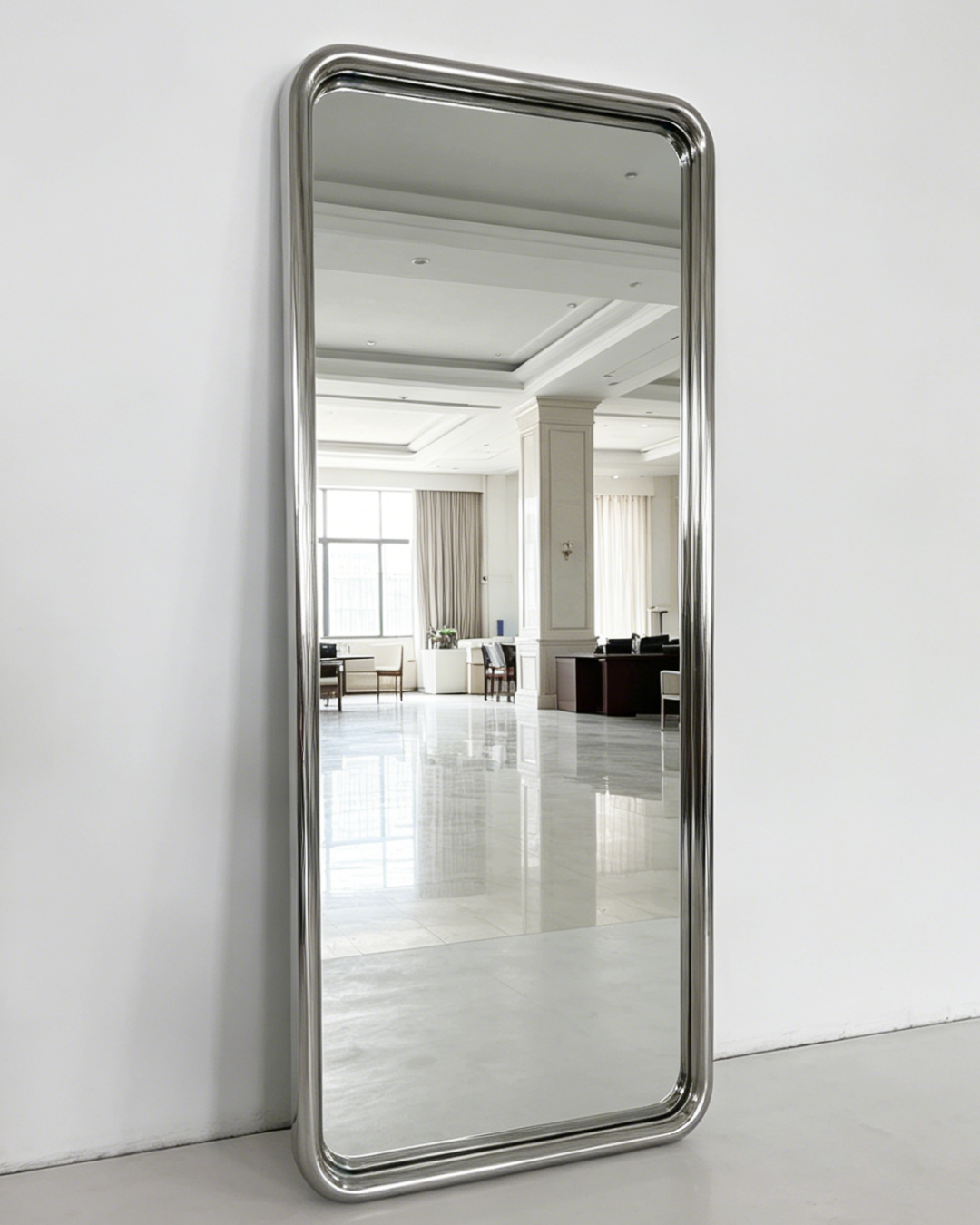 Studio Mirror