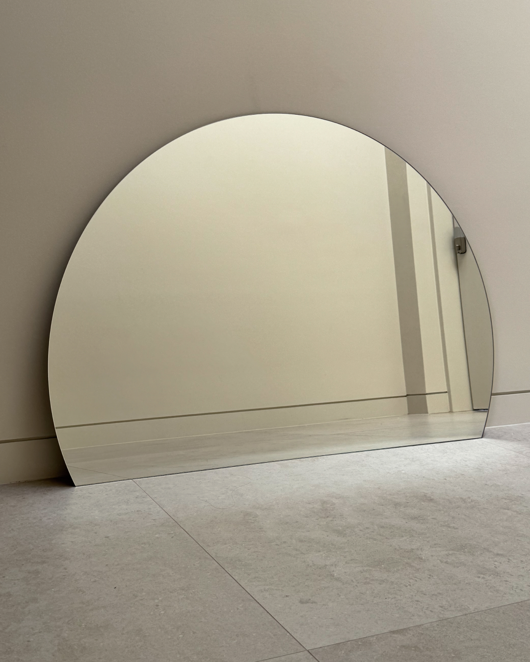 Demi Frameless Round Mirror